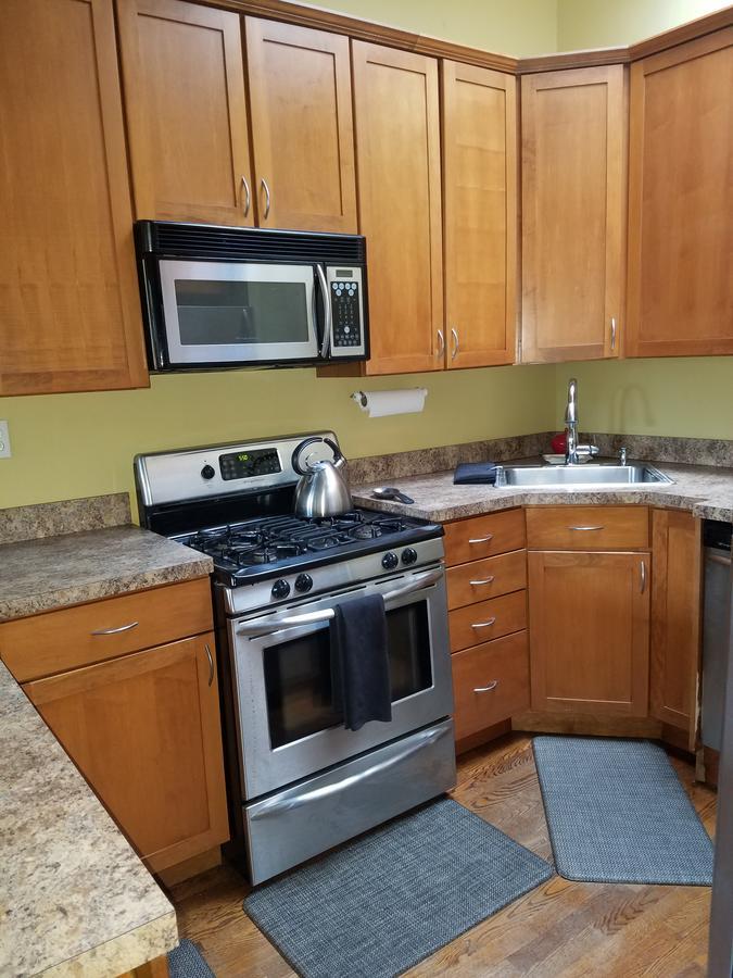 West 119th Guest Bed and breakfast *